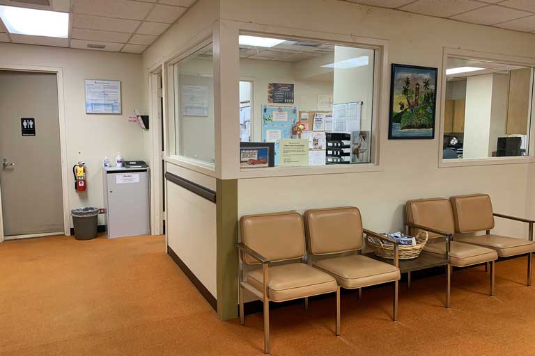 病院の待合室の写真