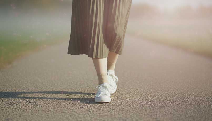 MVの主人公の足元のアップ